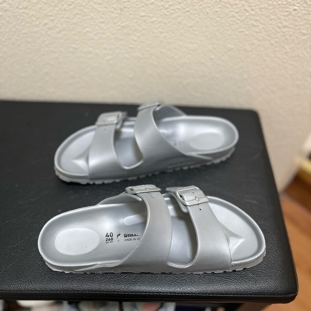 •BIRKENSTOCK• Arizona Sandal Silver Two Strap EVA Water Friendly - Picture 2 of 6